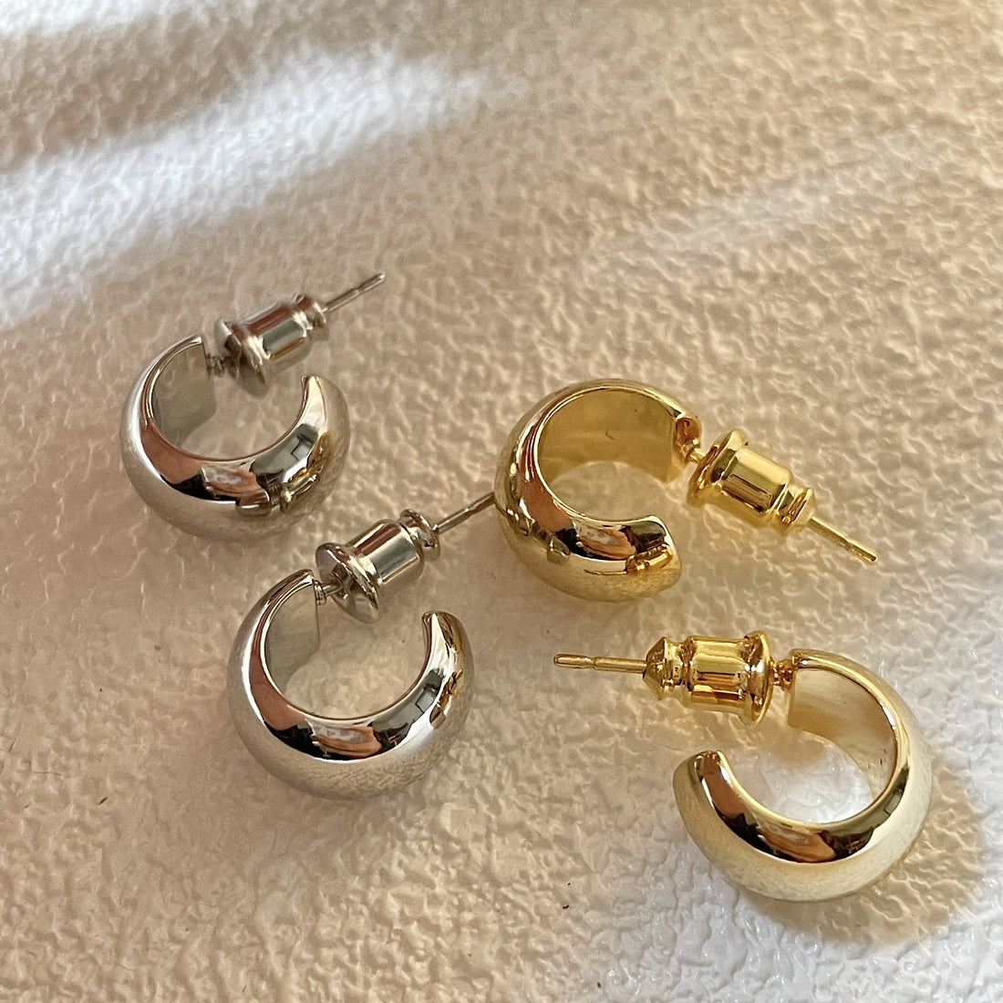 Rylyn Minimalist C-Shaped Studs
