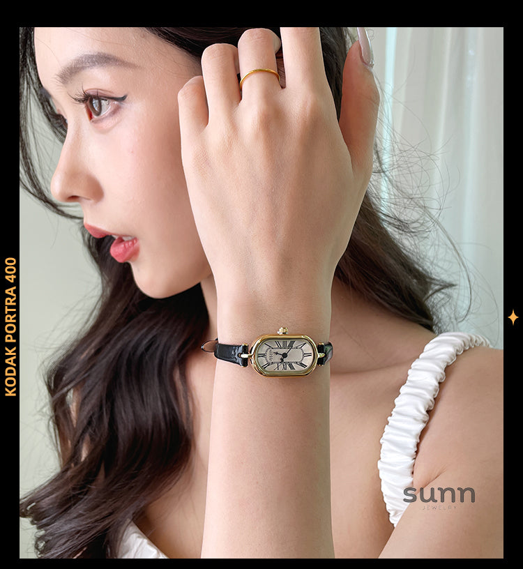 Rylynn Oval Leather Watch [NMGP97UT]