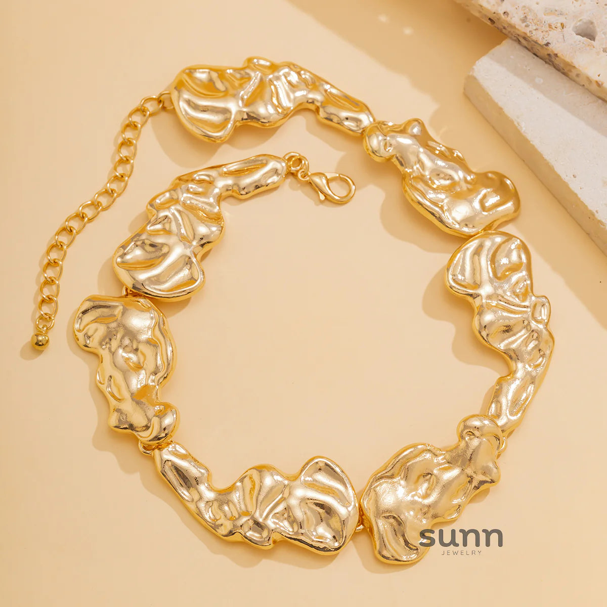 Rynlee Sculptural Collar Necklace