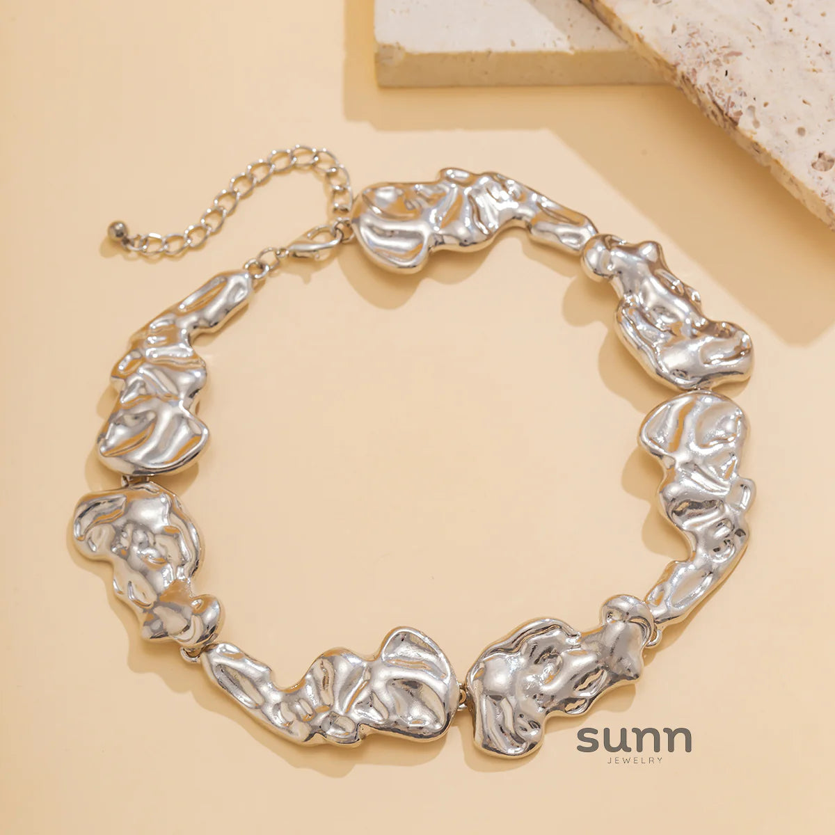 Rynlee Sculptural Collar Necklace
