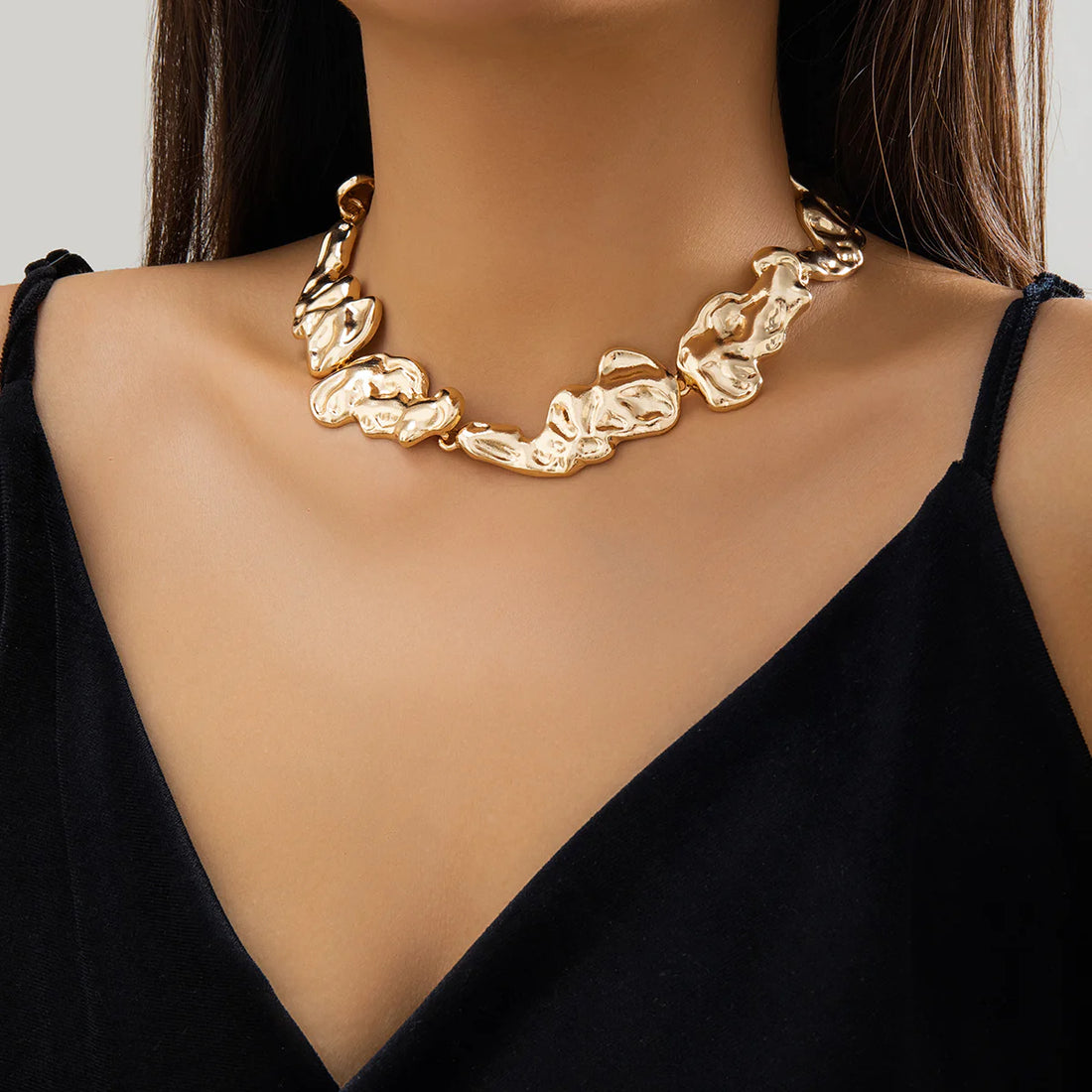 Rynlee Sculptural Collar Necklace