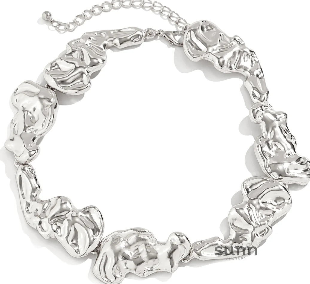 Rynlee Sculptural Collar Necklace