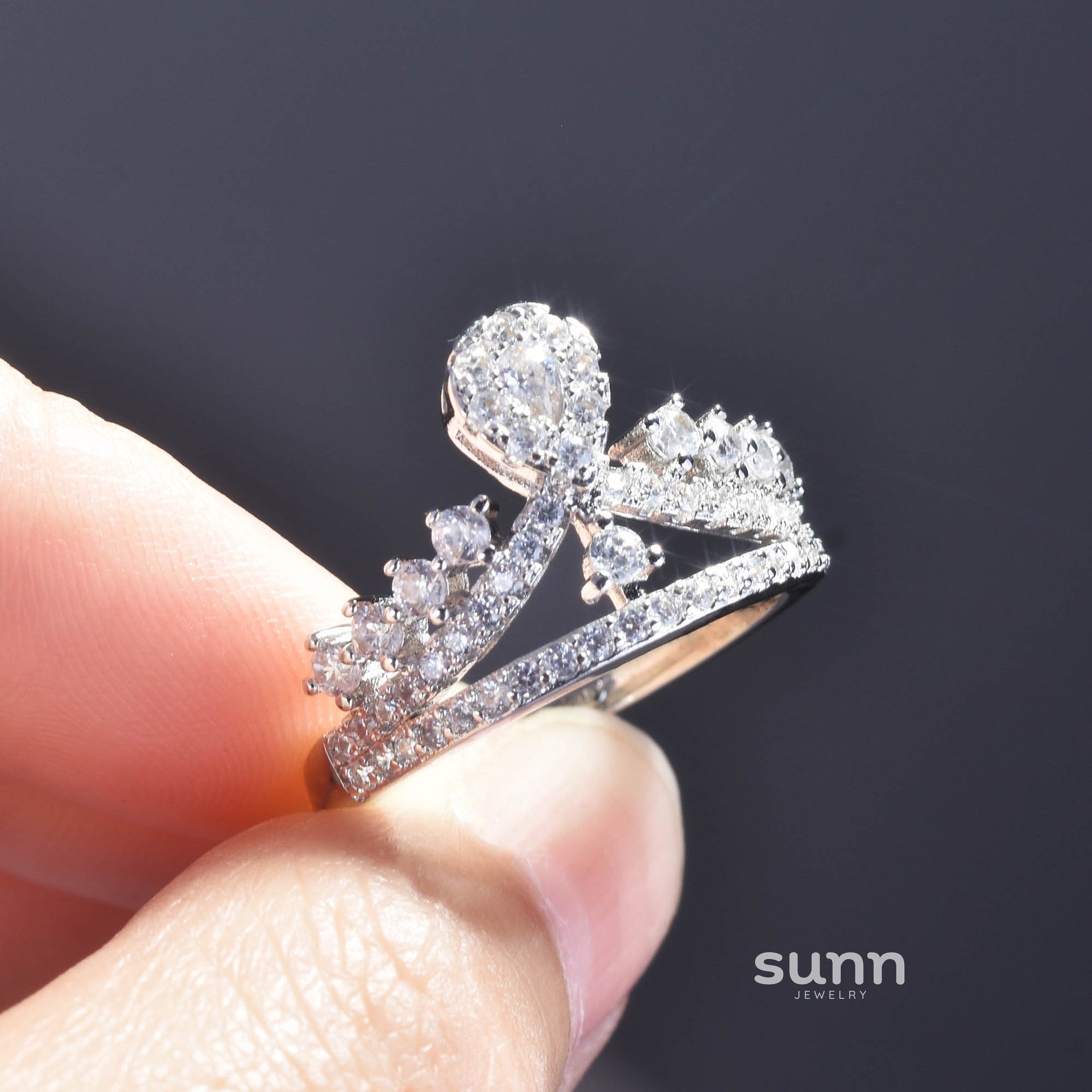 Saba Diamond Crown Ring [ZUQFLX9R]