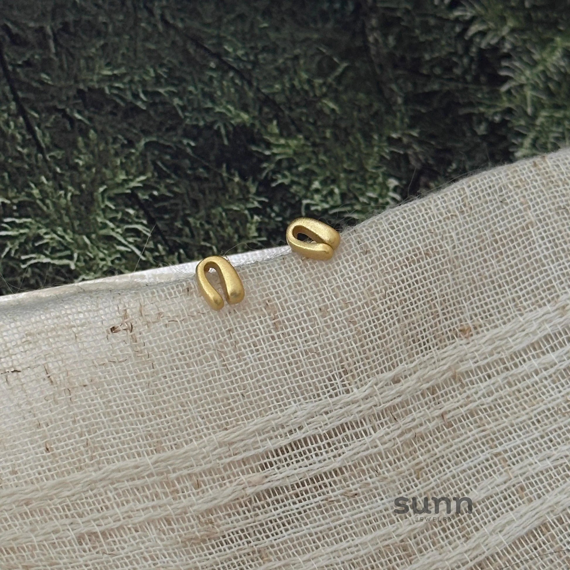 Saba Matte U-Stud Earrings