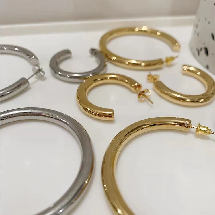 Sachi Classic Hoop Earrings