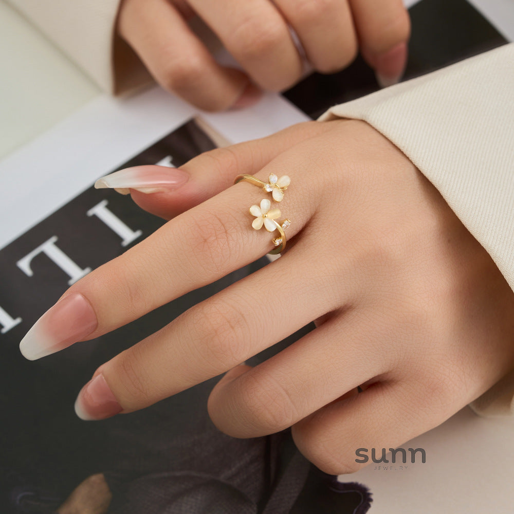 Sade Floral Cat Eye Ring [JNZVYTT4]