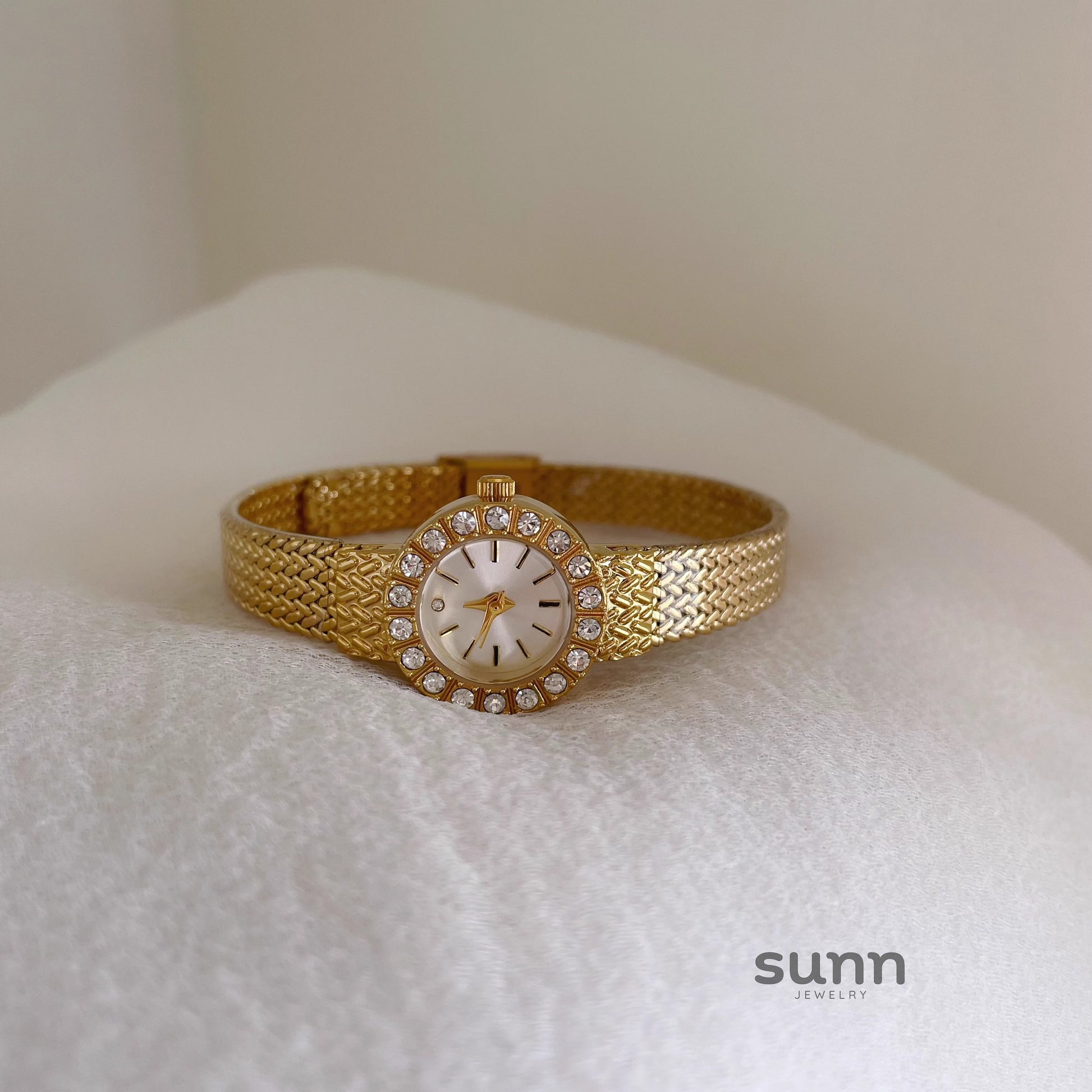 Sade Luxe Mesh Watch [S0LN7LP0]