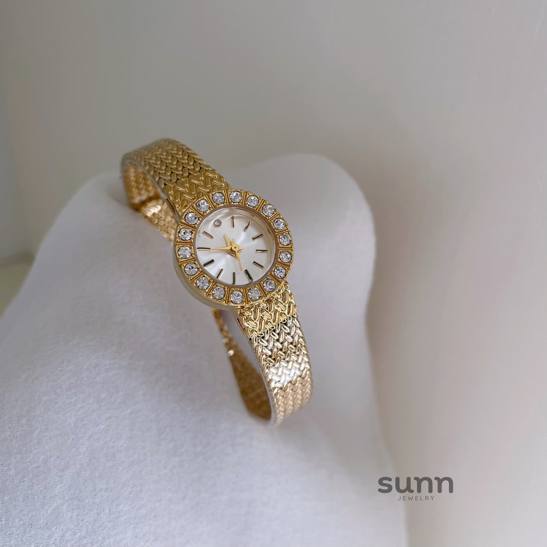 Sade Luxe Mesh Watch [9U7A8GAX]