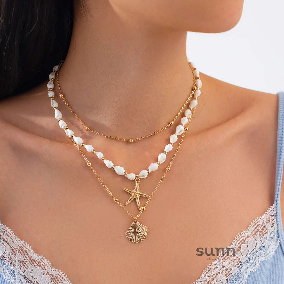 Sadee Golden Shell Necklace Set