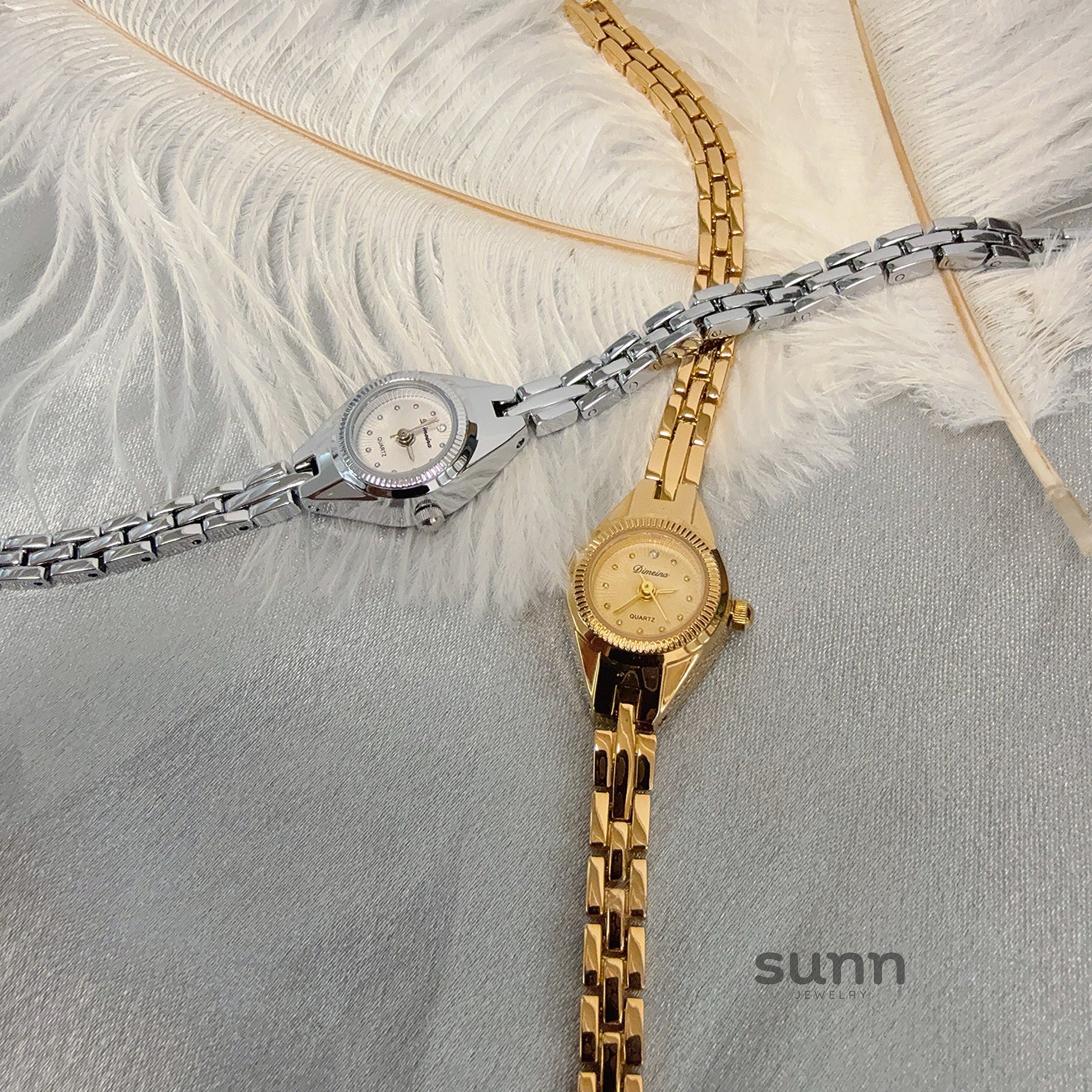 Sadia Petite Vintage Chain Watch