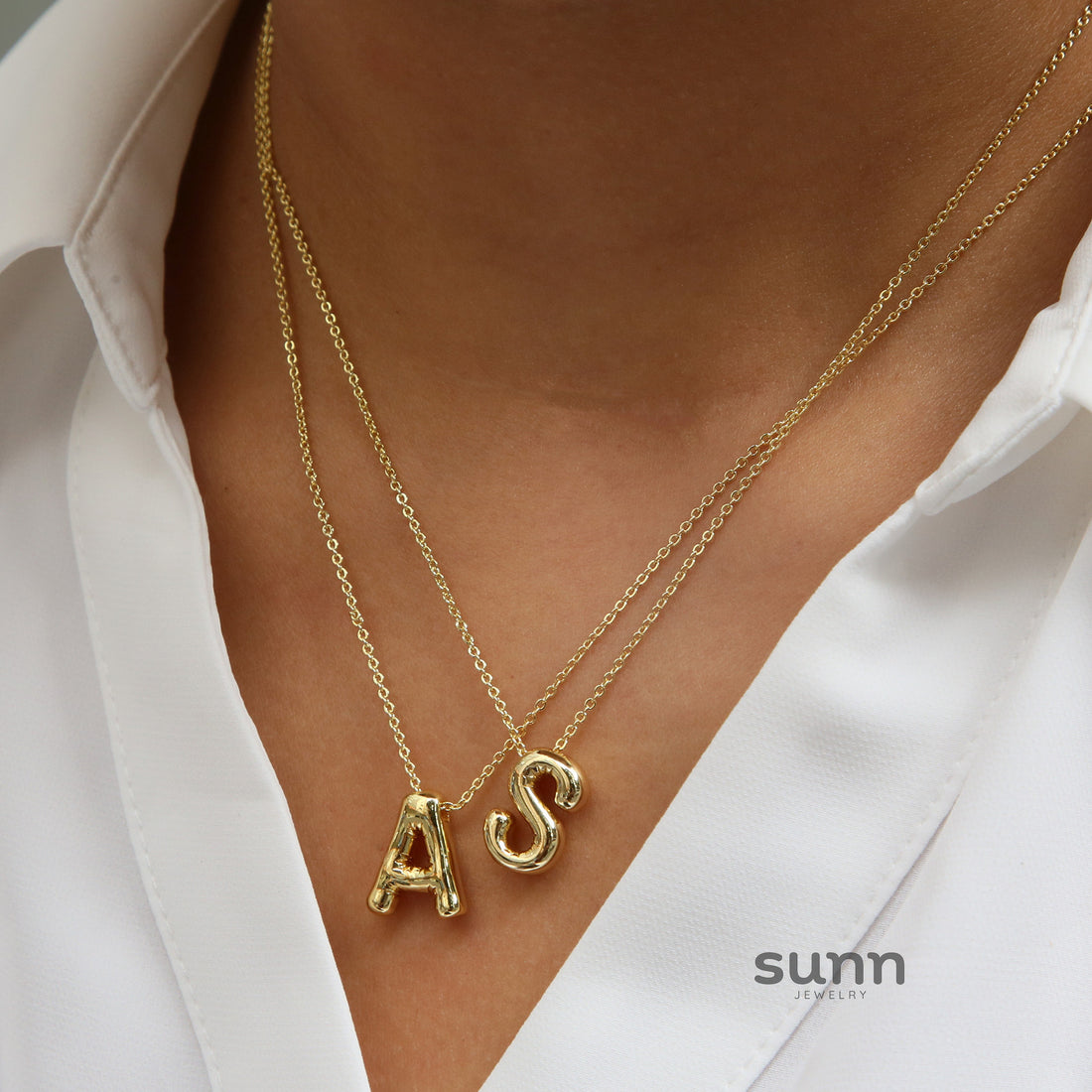 Saffron Puffy Initial Necklace [DFPLF9JV]