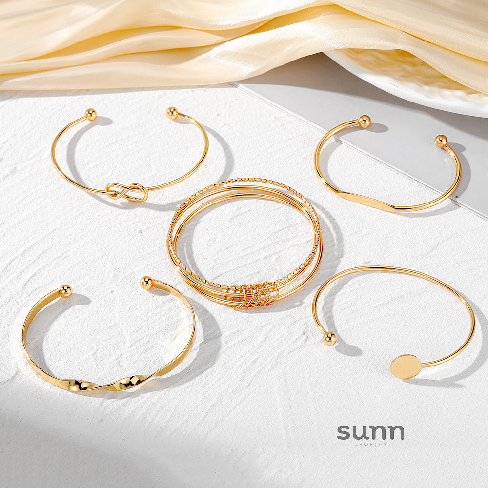 Safia Stackable Bracelet Set [1RPR6A0Q]