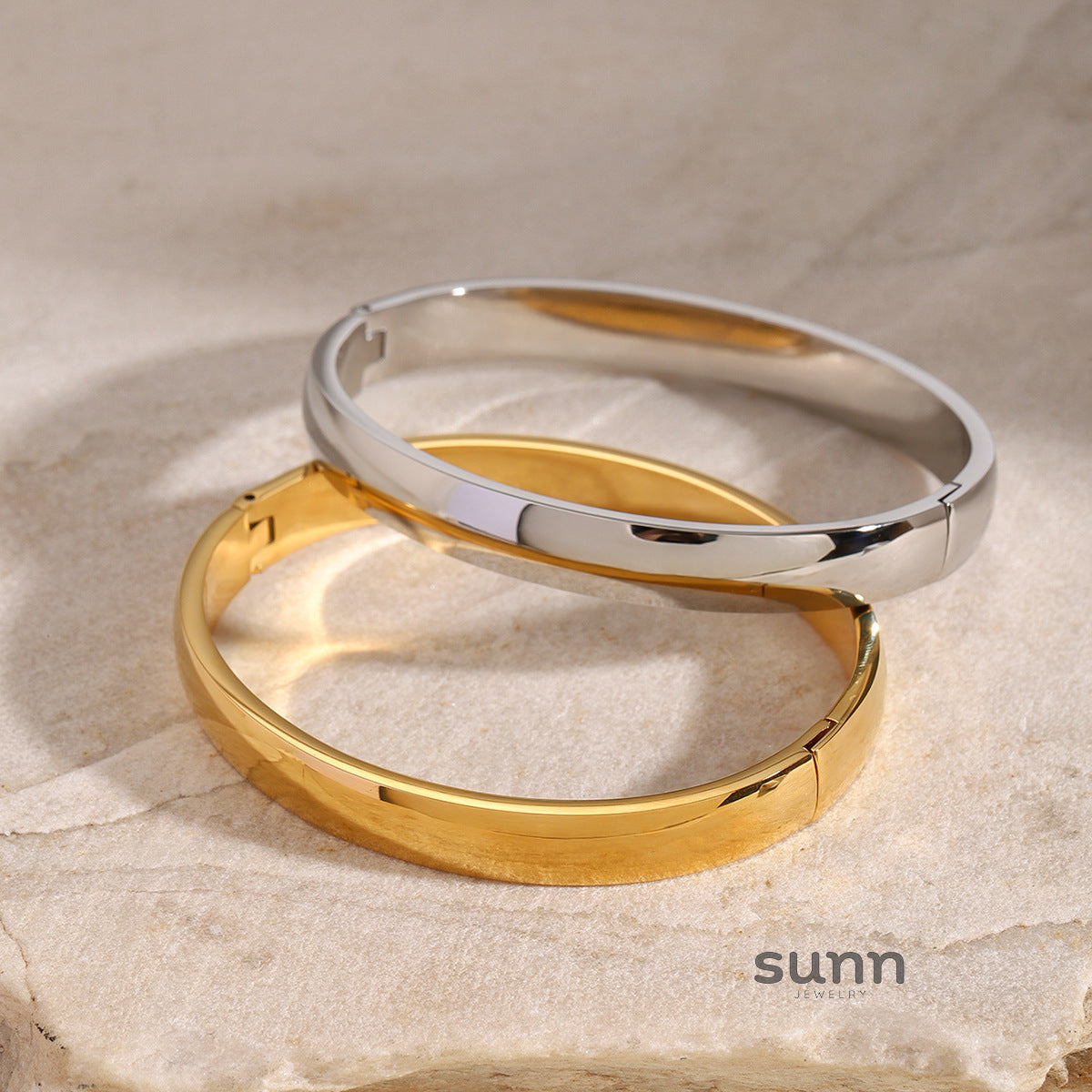 Sage Sleek Bangle Bracelet [B34GLK01]