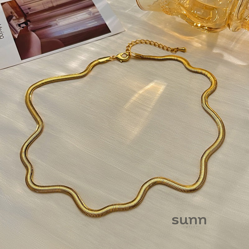 Saisha Rope Knot Pendant Necklace [K7PTMSGU]