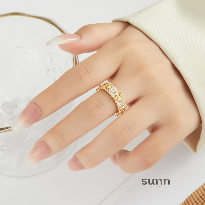 Salome Delicate Floral Open Ring [4OWV63KF]