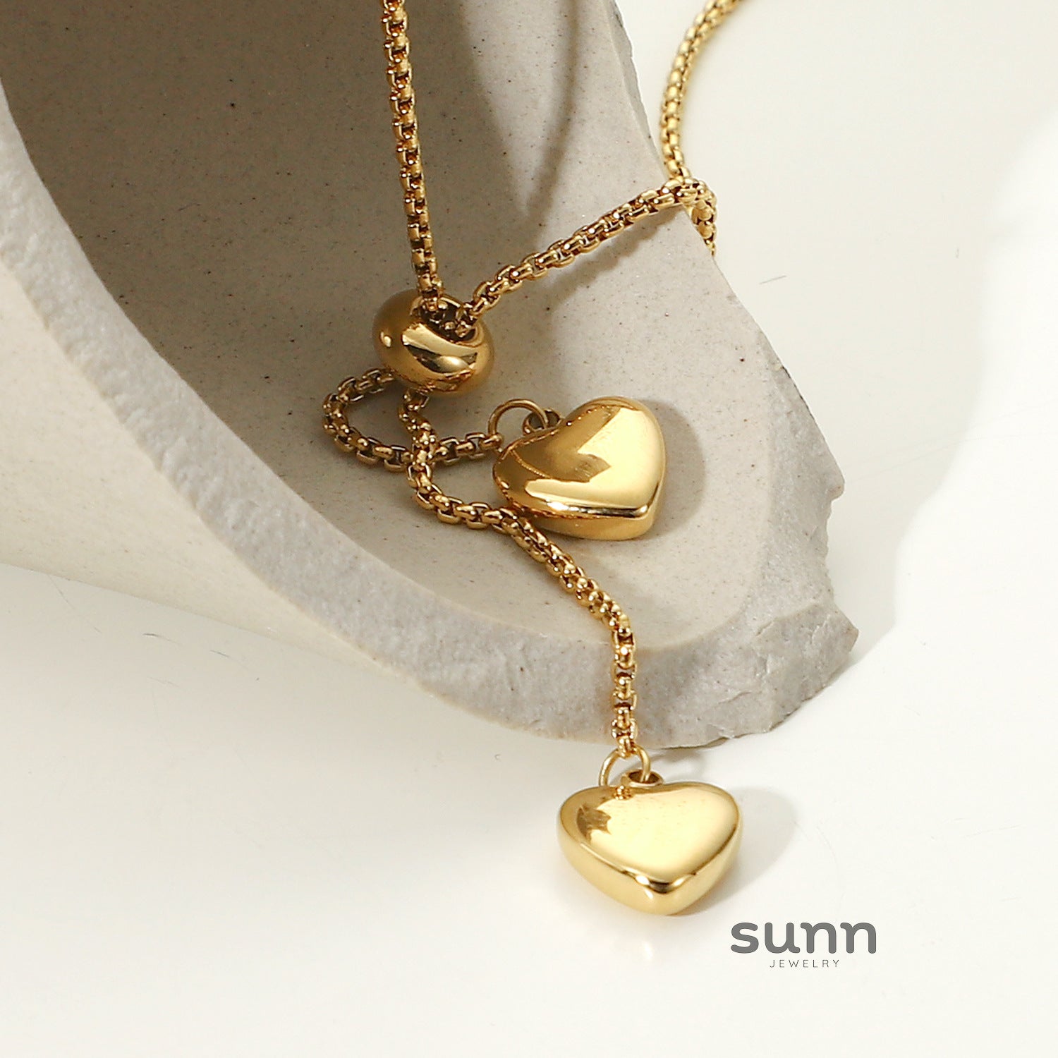 Sama Interlocking Heart Necklace [GZ02CFR0]