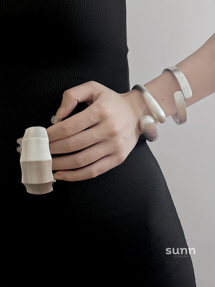 Samara Brushed Open Bangle