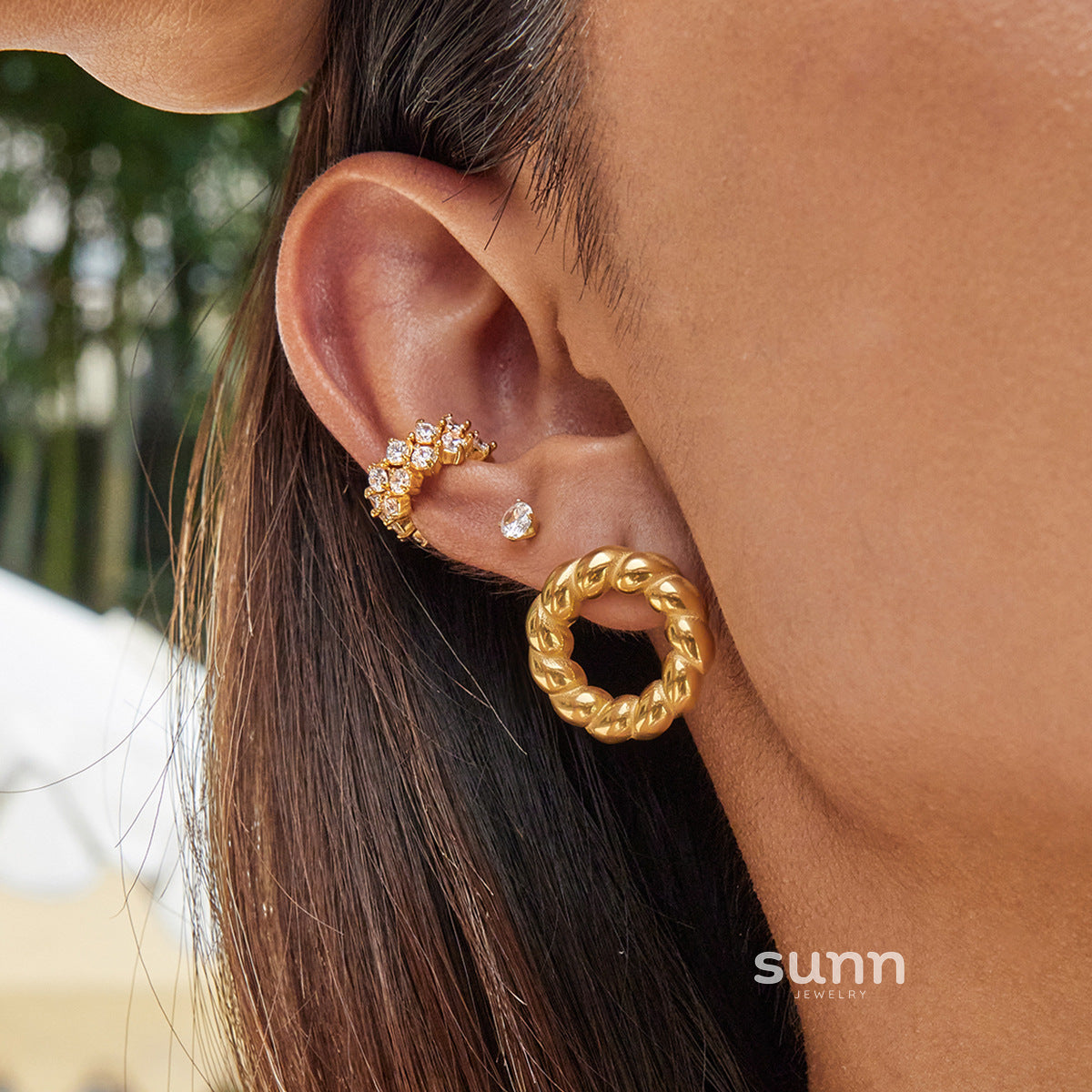 Samara Modern Hoop Earrings [37IEFEK7]