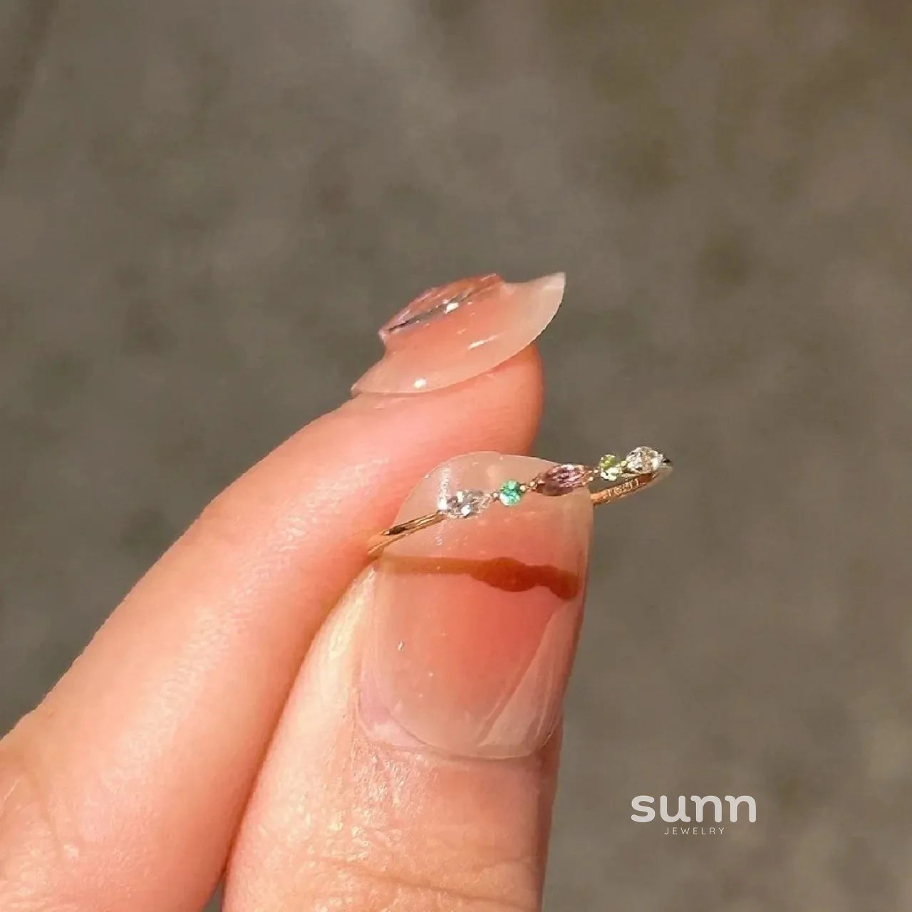 Samaria Delicate Rainbow Ring