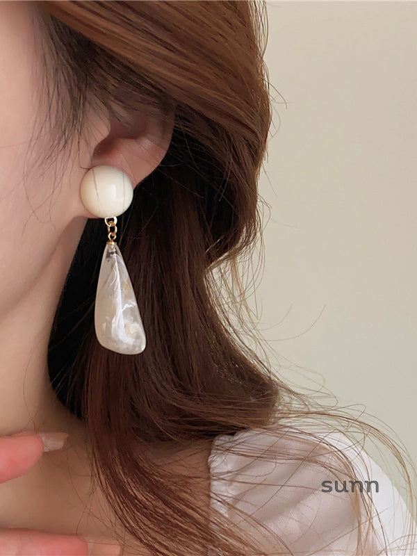 Samayah Translucent Drop Earrings [F4F9PYUL]