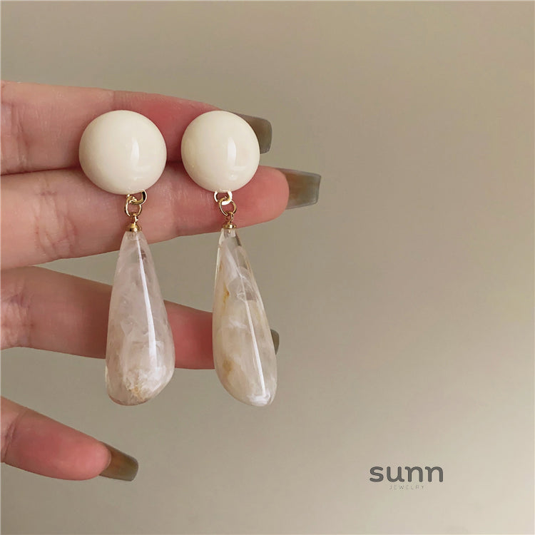 Samayah Translucent Drop Earrings [44K1JFYI]
