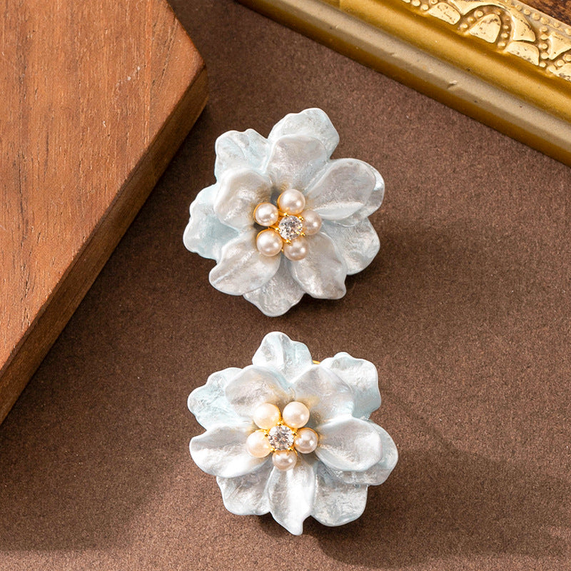 Samirah Diamond Pearl Floral Earrings [8G8XGITY]