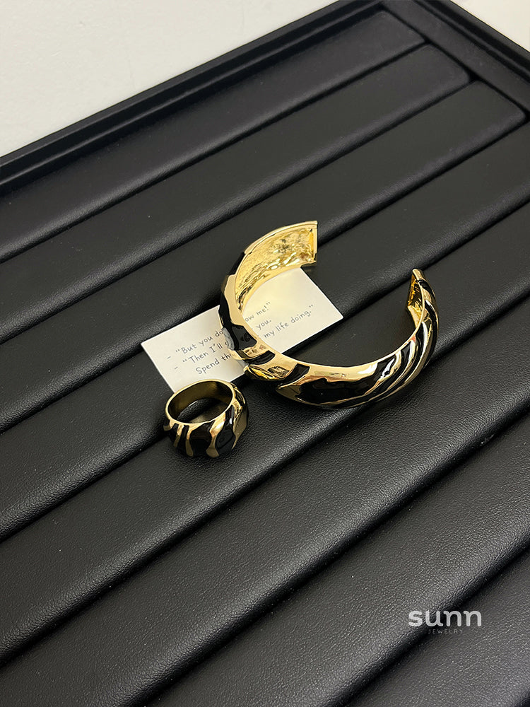 Sana Enamel Open Bangle Ring