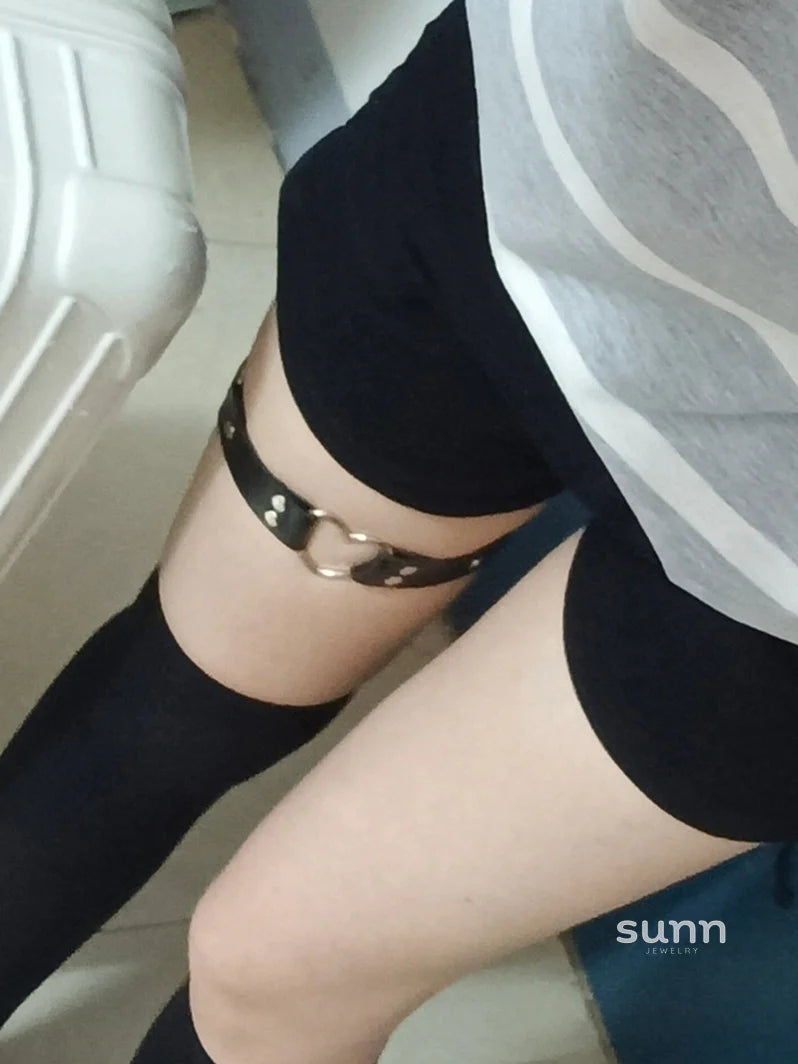 Sana Heart Chain Thigh Harness