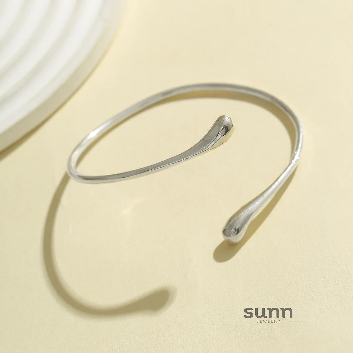 Sana Waterdrop Arm Cuff