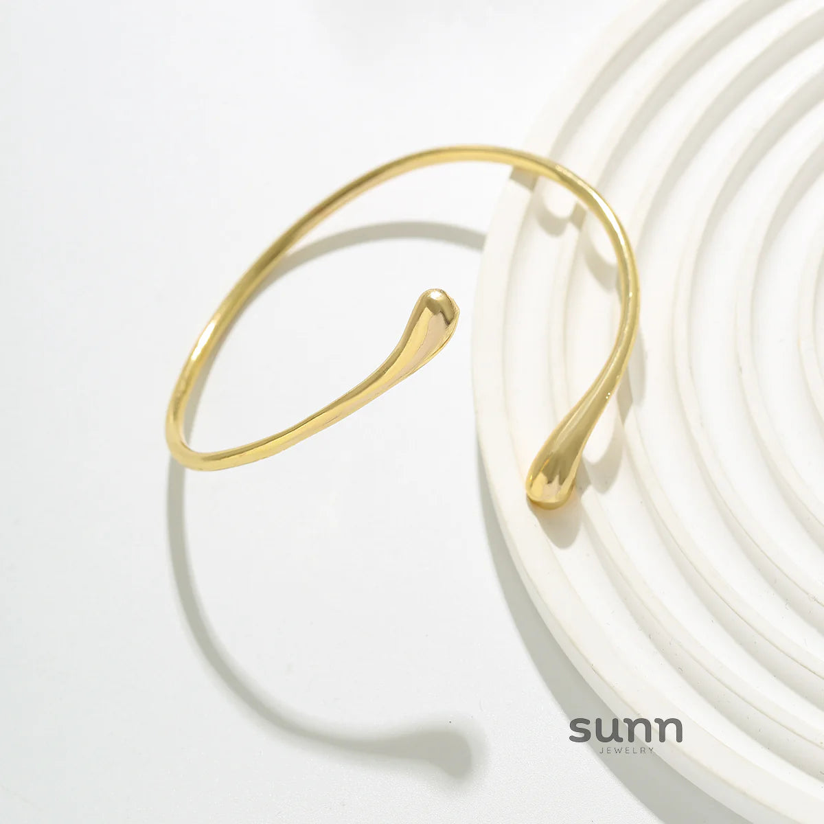 Sana Waterdrop Arm Cuff