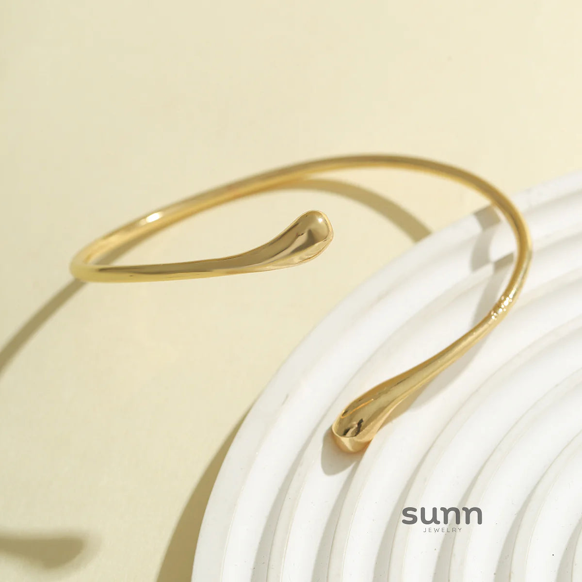 Sana Waterdrop Arm Cuff