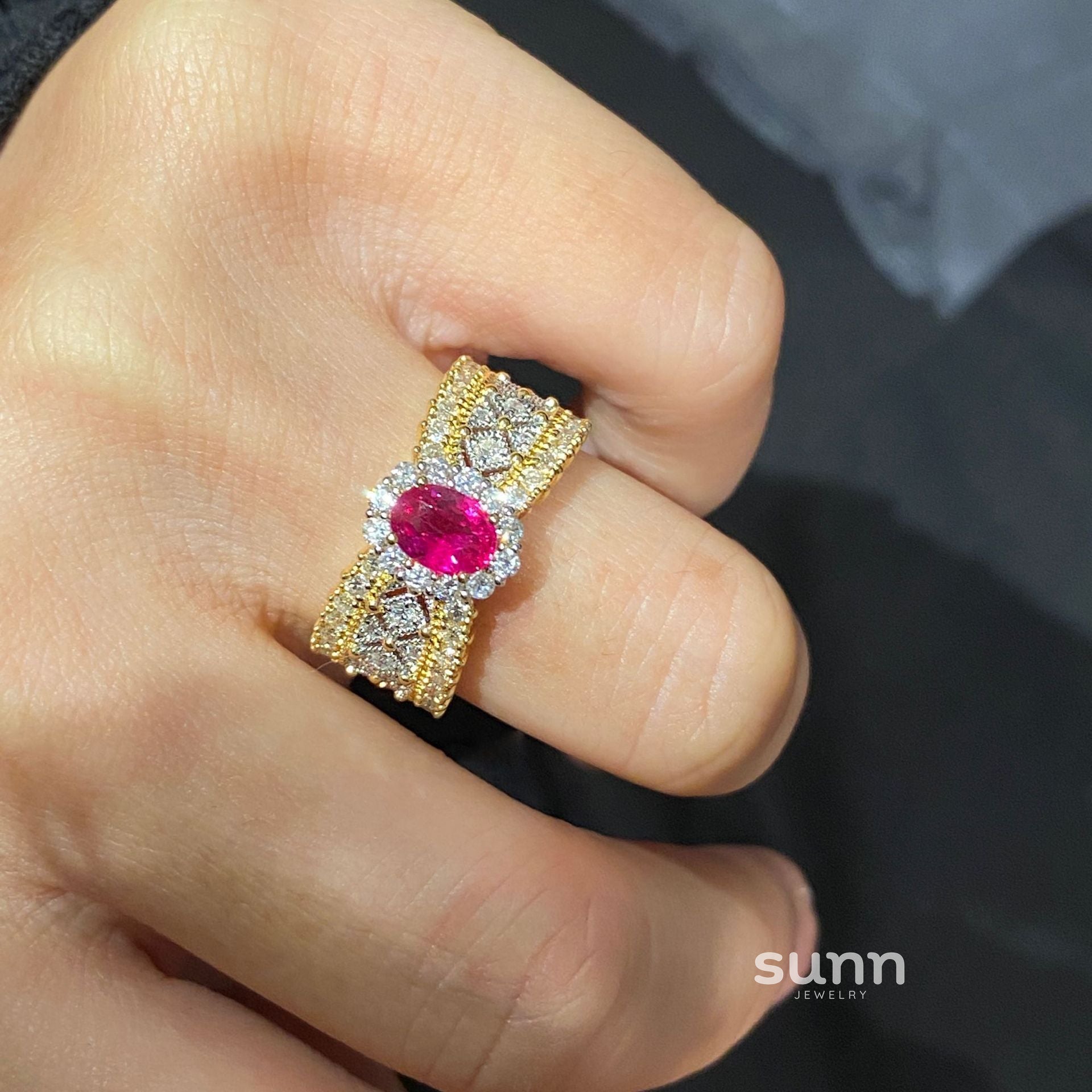 Sania Regal Gemstone Ring [6CREZ6MJ]