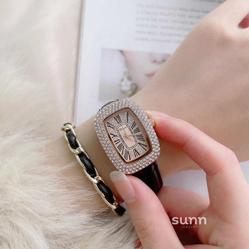 Santana Oval Rhinestone Watch [DQUXJYC8]