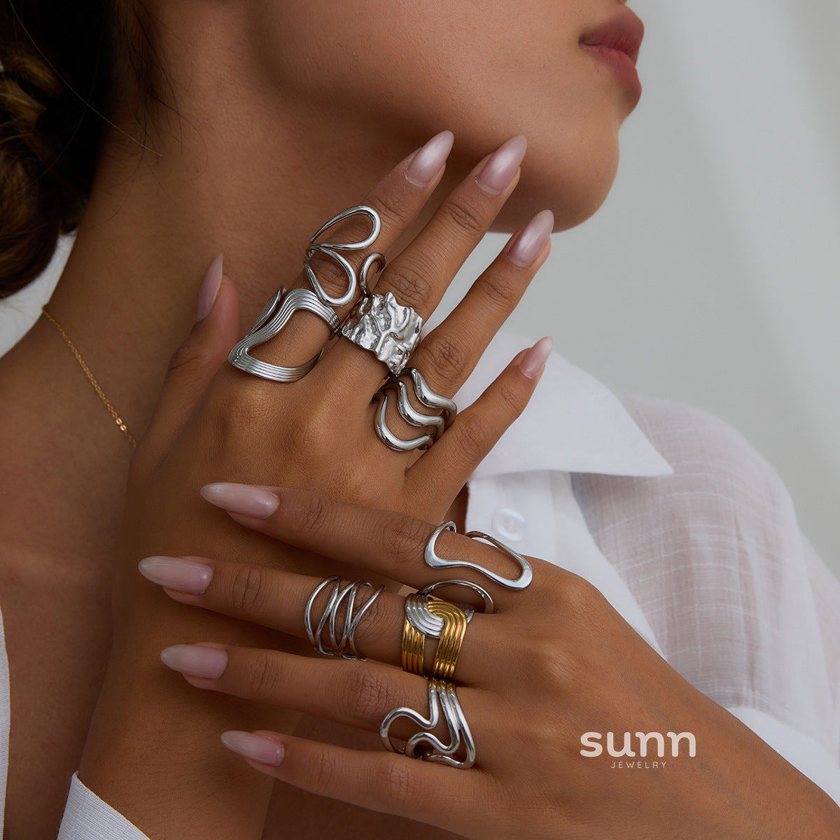 Sanvi Geometric Line Rings [01S6QHX2]