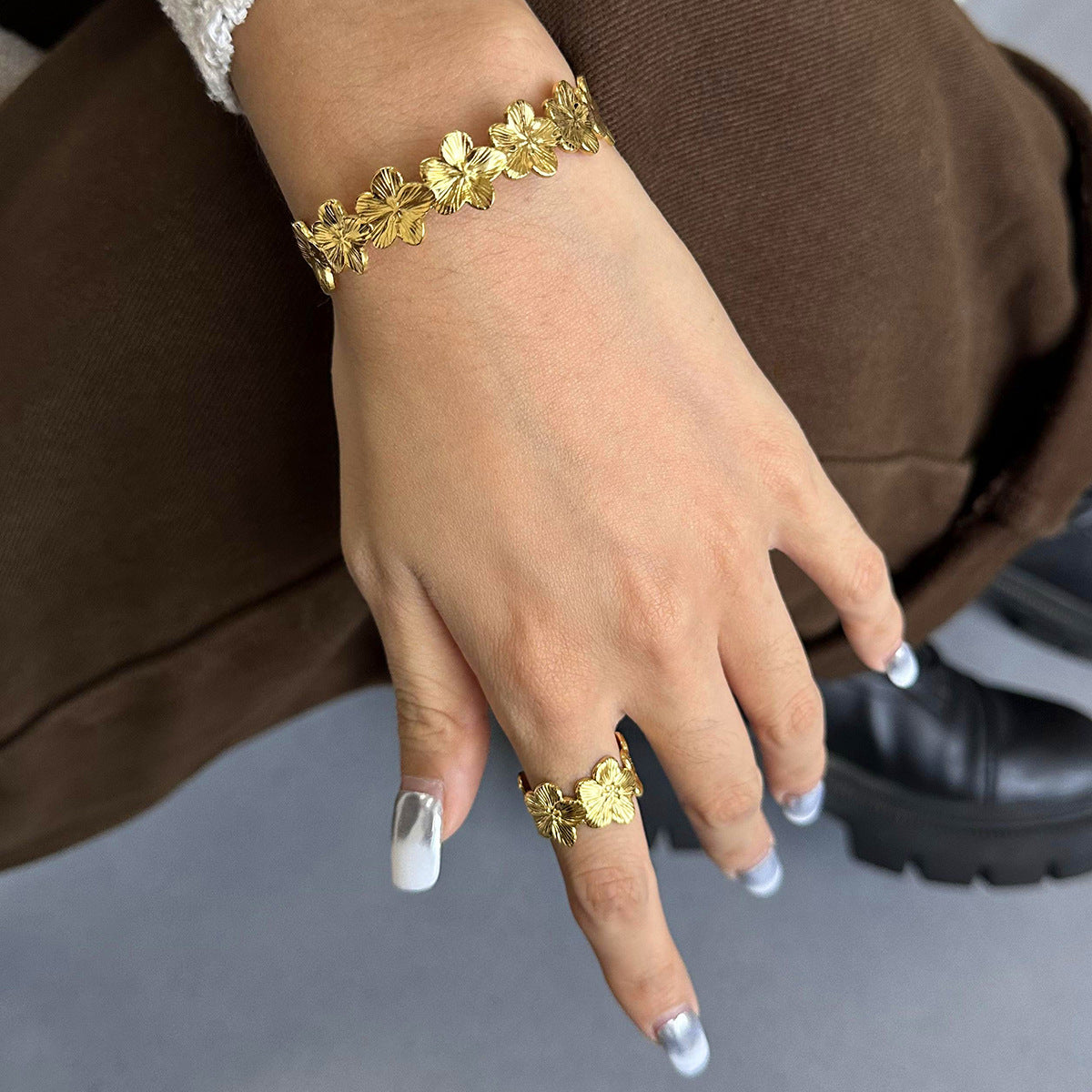 Saoirse Blossom Bracelet Ring Set [Q8GKHQHP]