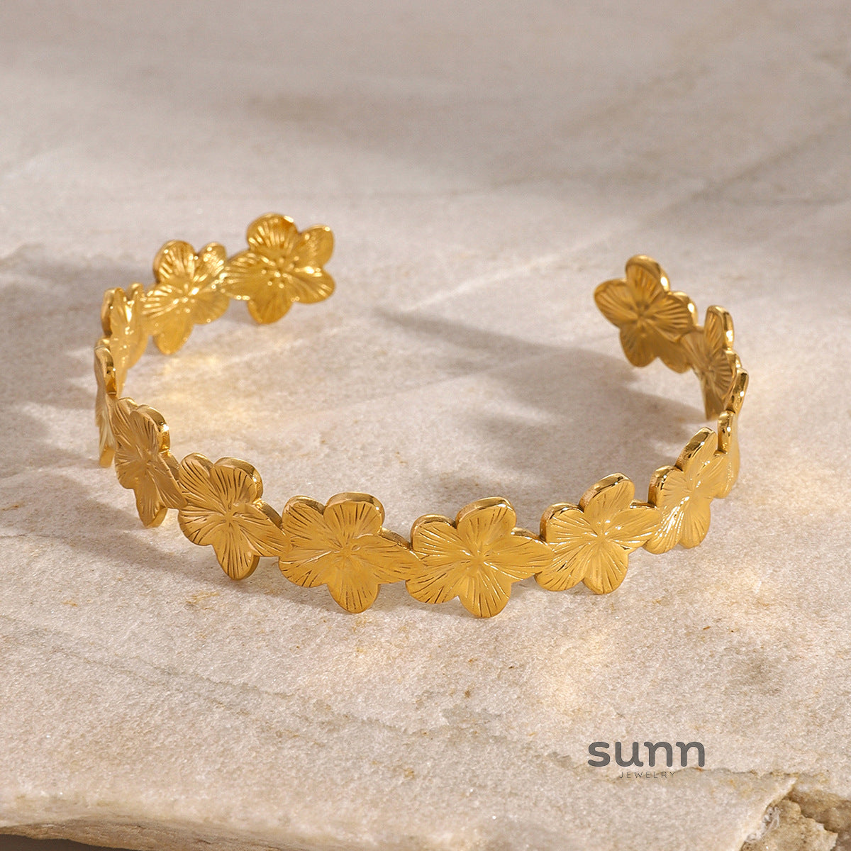 Saoirse Blossom Bracelet Ring Set [R7PGY9DN]