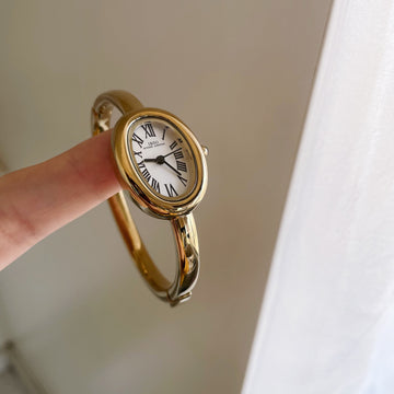 Saoirse Oval Bracelet Watch [6VO7YM78]