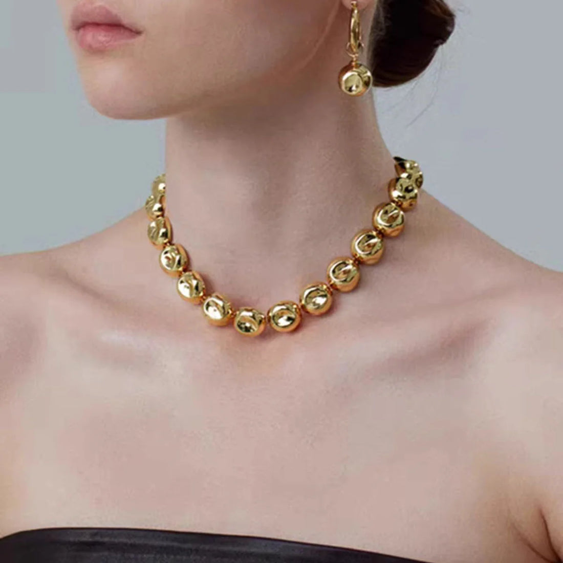 Sarai Concave Orb Necklace
