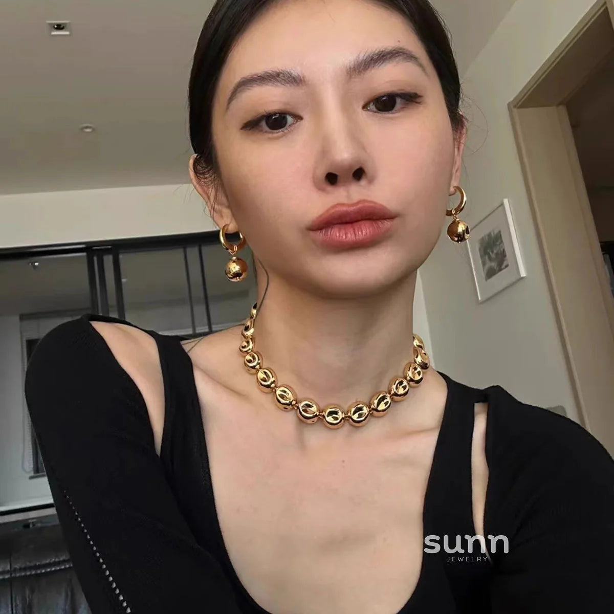 Sarai Concave Orb Necklace