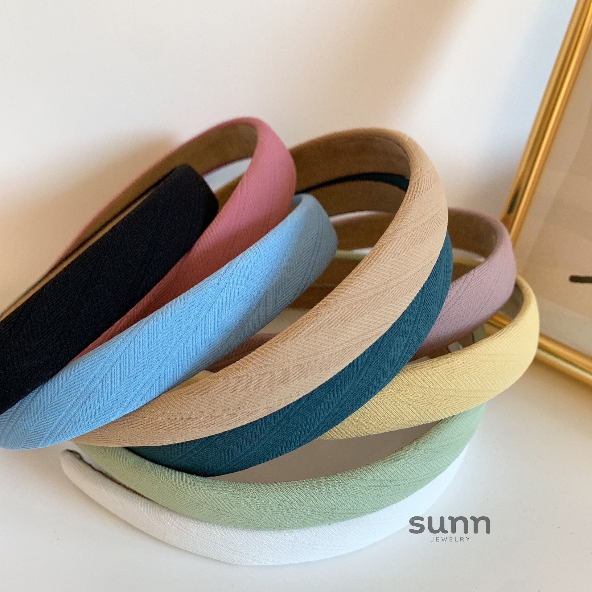Saraiya Elegant Fabric Headband [UPLT62V0]