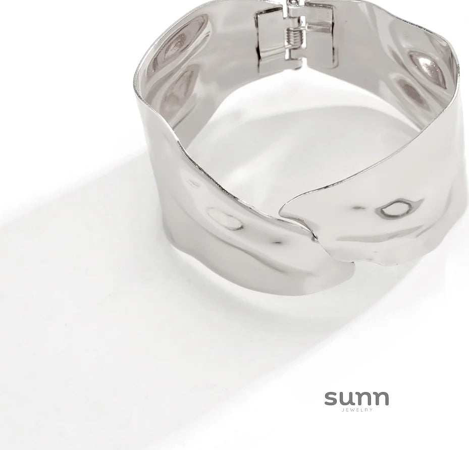 Saray Sculpted Cuff Bracelet