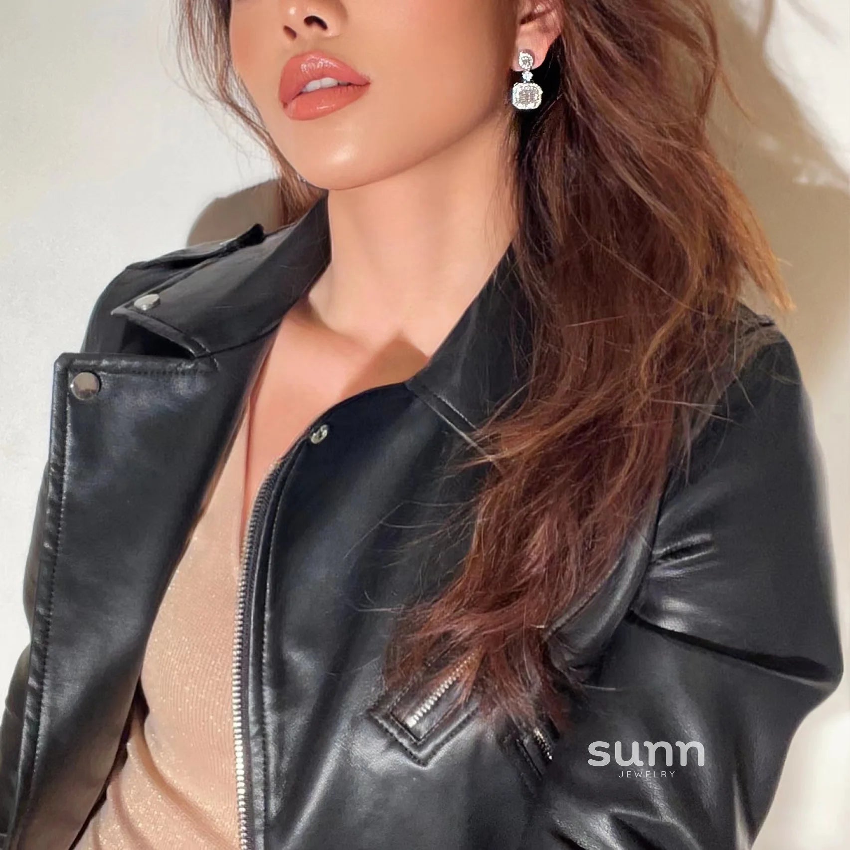 Saray Sparkling Crystal Earrings