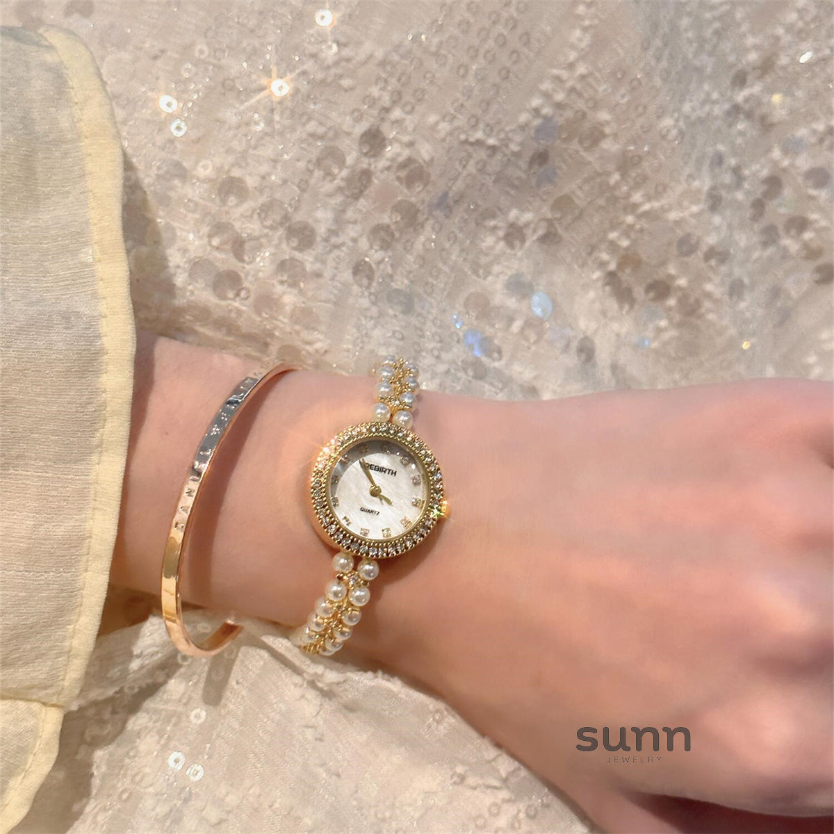 Saraya Delicate Pearl Watch