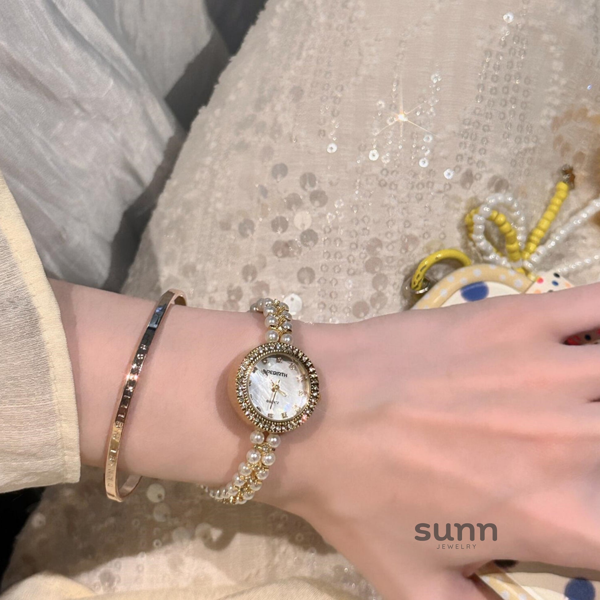 Saraya Delicate Pearl Watch