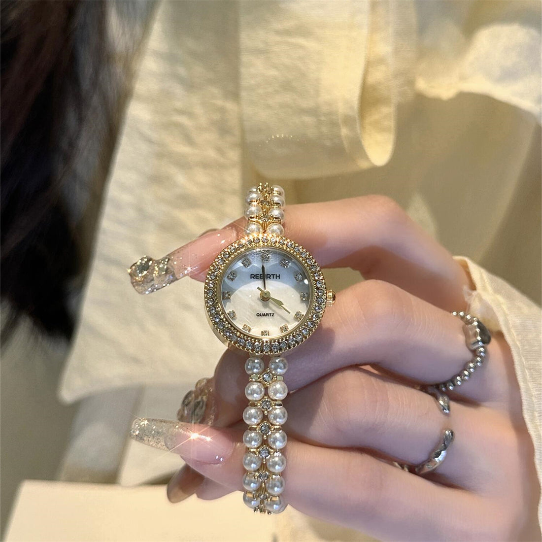 Saraya Delicate Pearl Watch