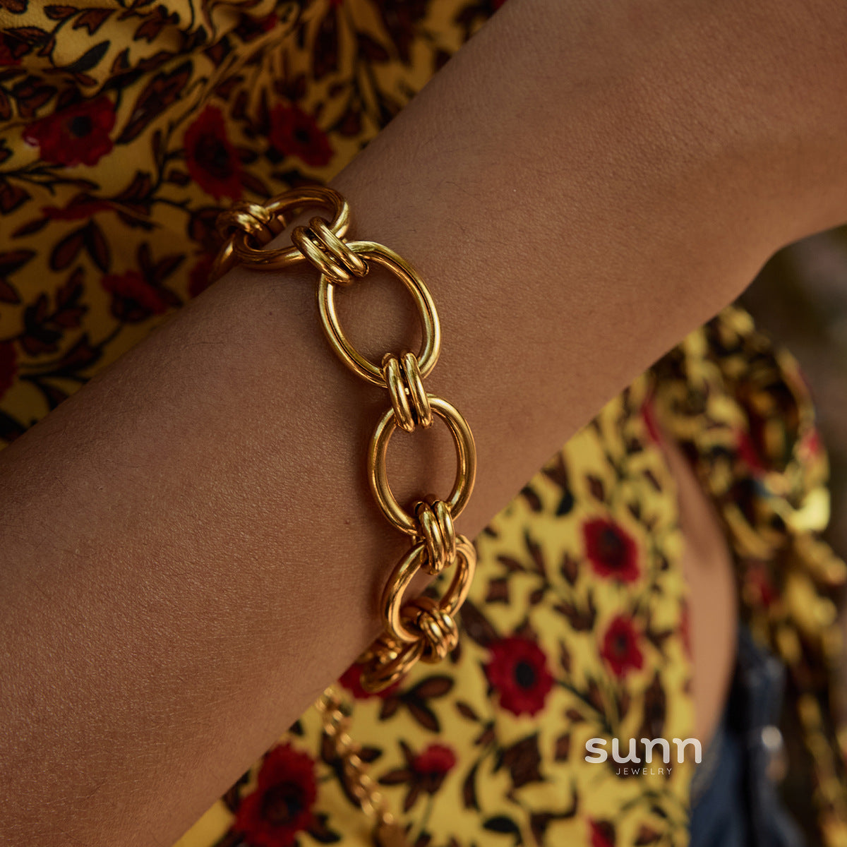 Sarayh Oval Cuff Bracelet [F3JAV9CU]
