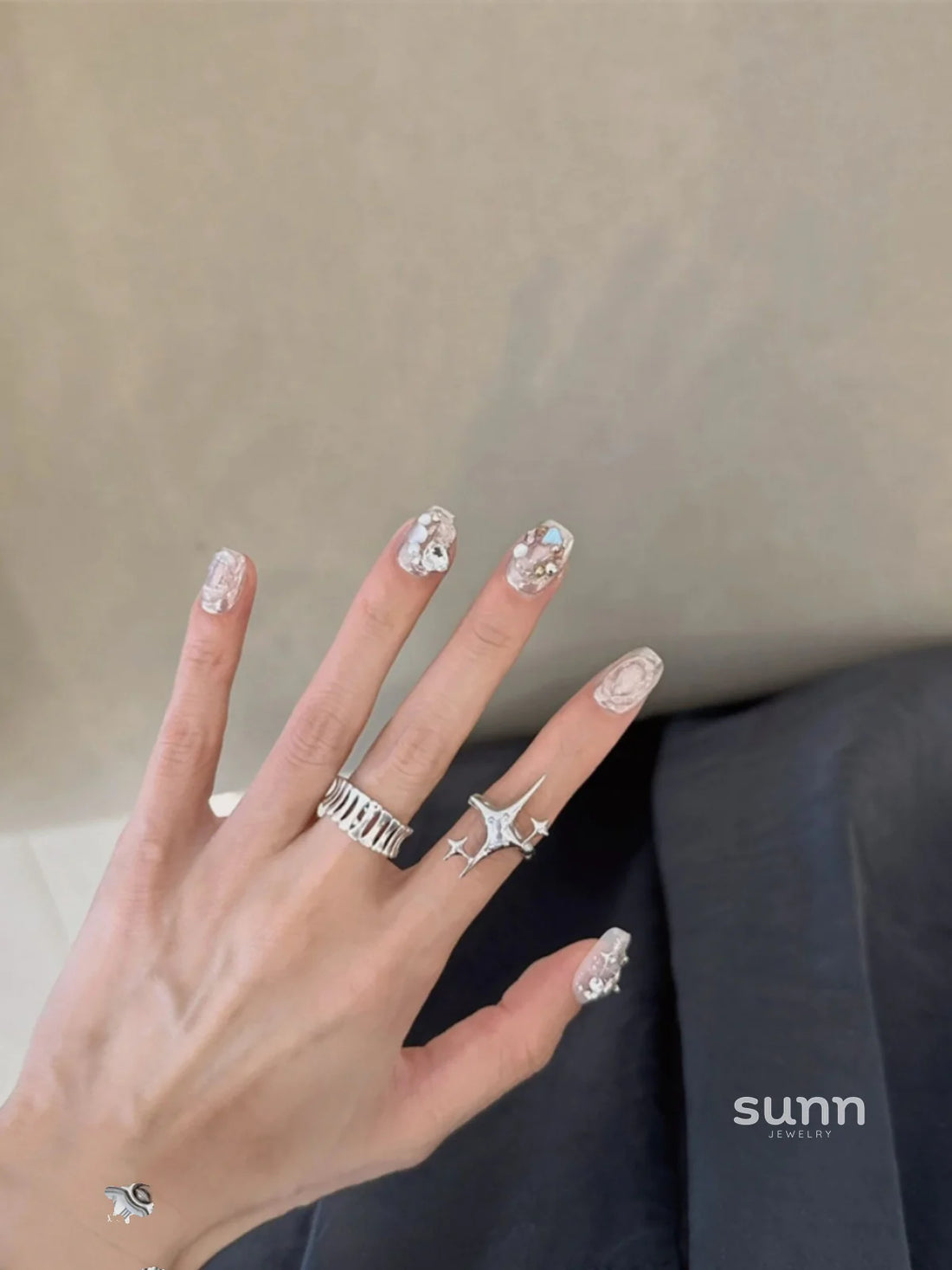 Saria Minimalist Star Ring