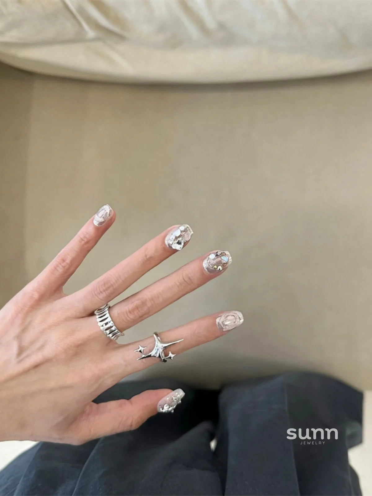 Saria Minimalist Star Ring