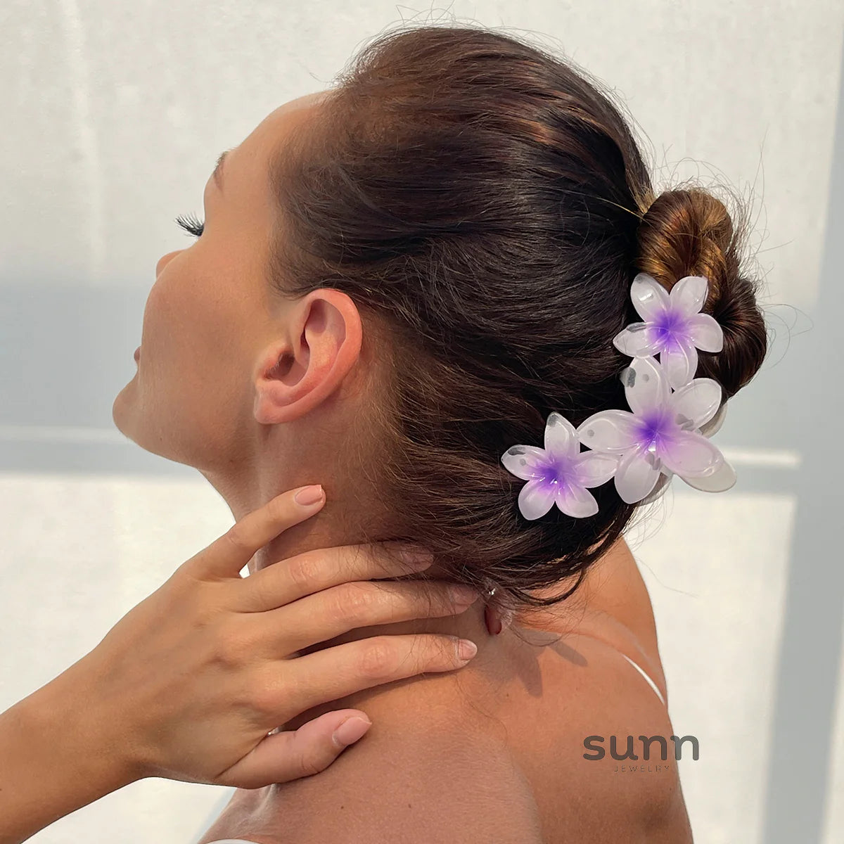 Saskia Gradient Plumeria Claw Clip