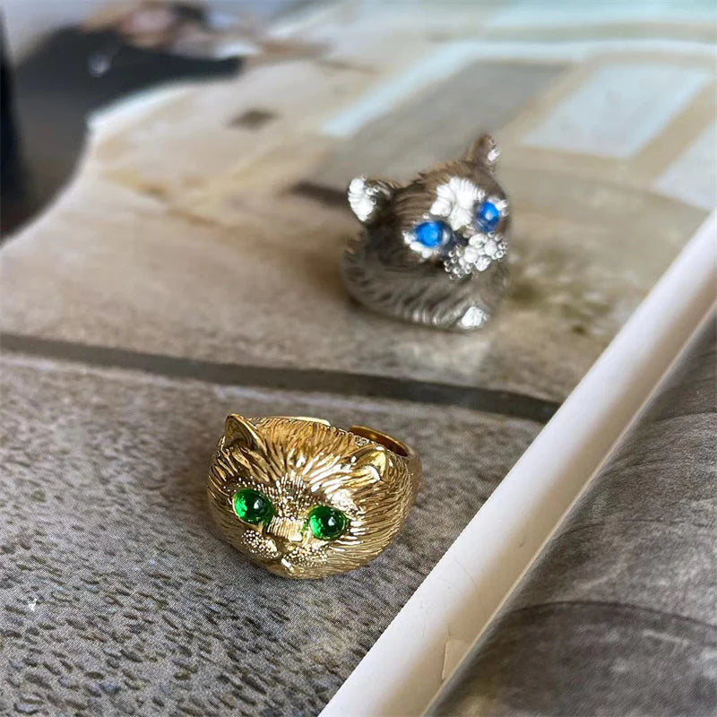Savina Vintage Emerald Cat Ring